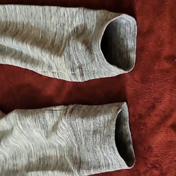 Pink VS grey sweatpants with lace up front, medium - Picture 5 of 5